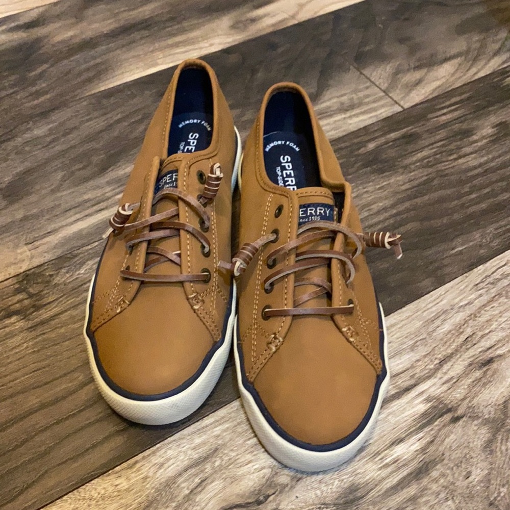 Brand New Sperrys